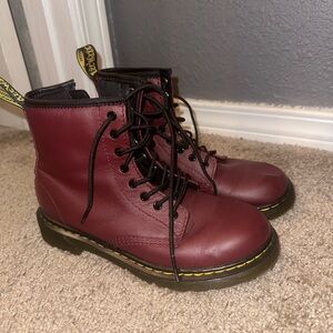 Kids Doc Martin’s size 3